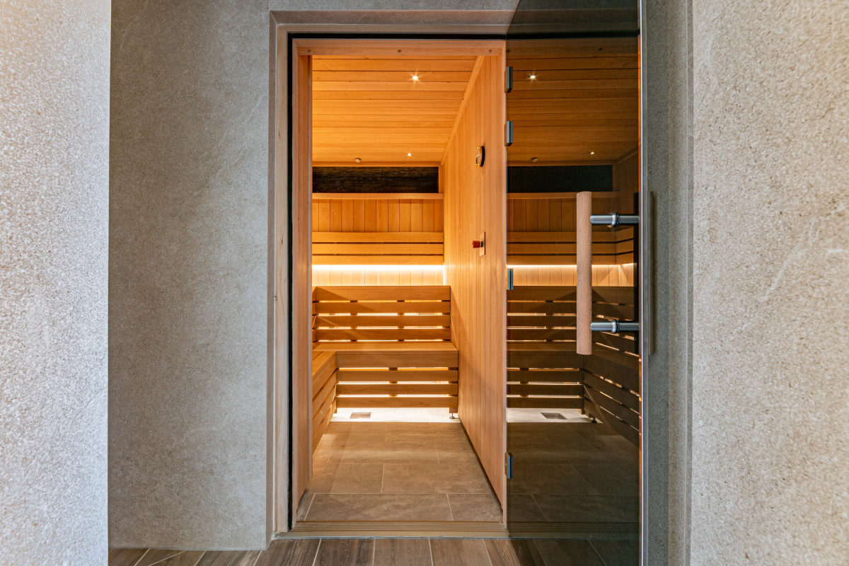 1354 PHOTO INT 002 Sauna v2