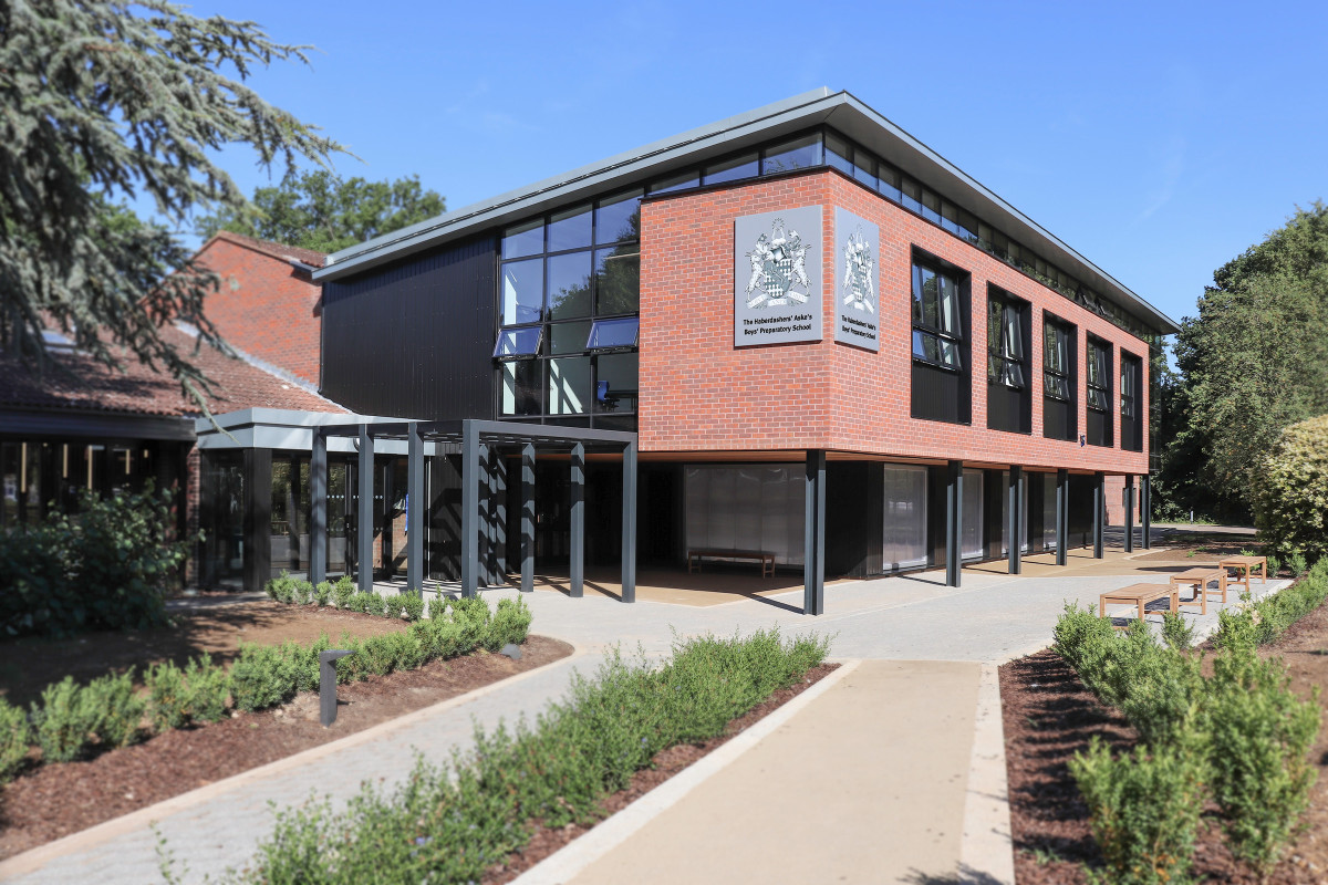 IMG 1544 External 2 Adj