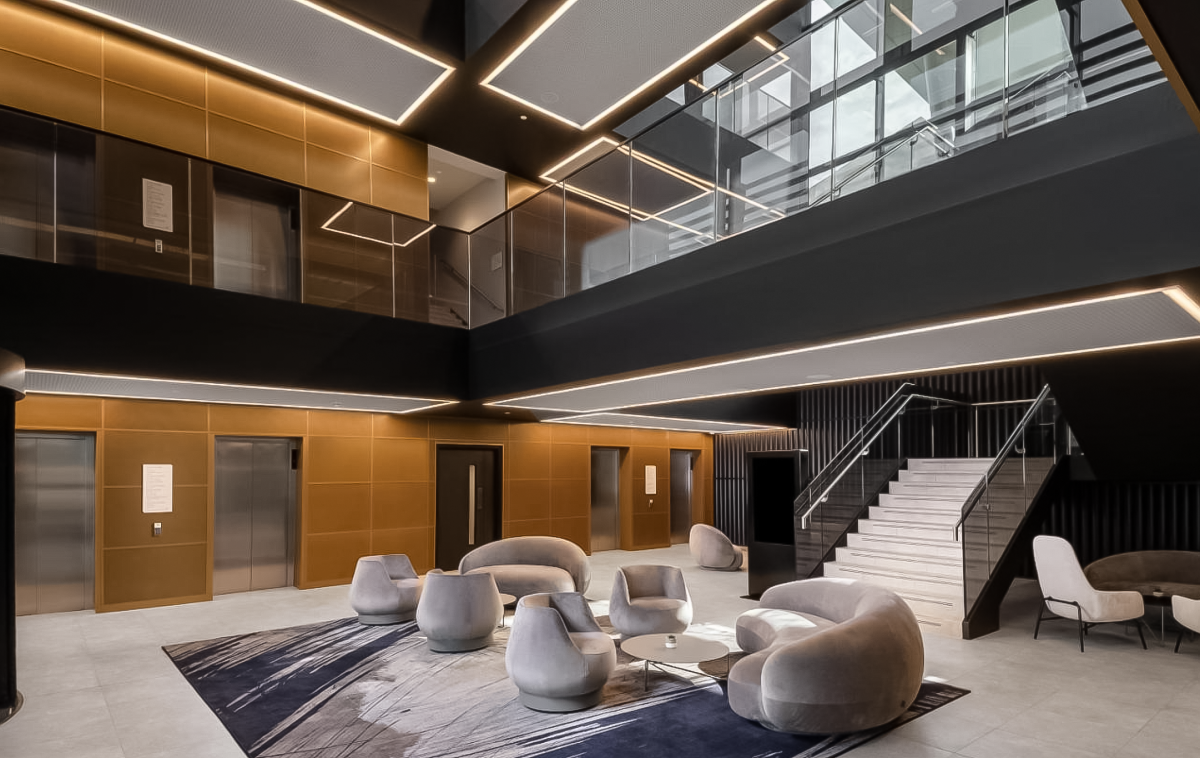 Silverstone Hilton Garden Inn 1312 INT 001 Atrium