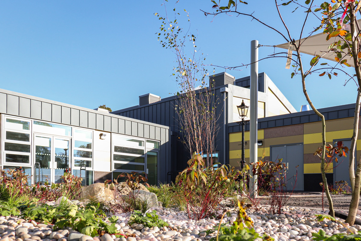 Hillbourne Primary School 1303 EXT 007 Rear Garden cube designltd